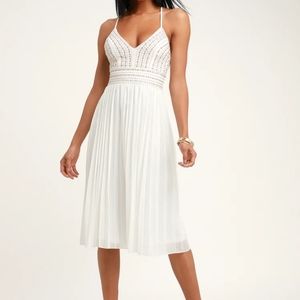 NWT Lulus Delectable Delilah White Embroidered Midi dress size XS